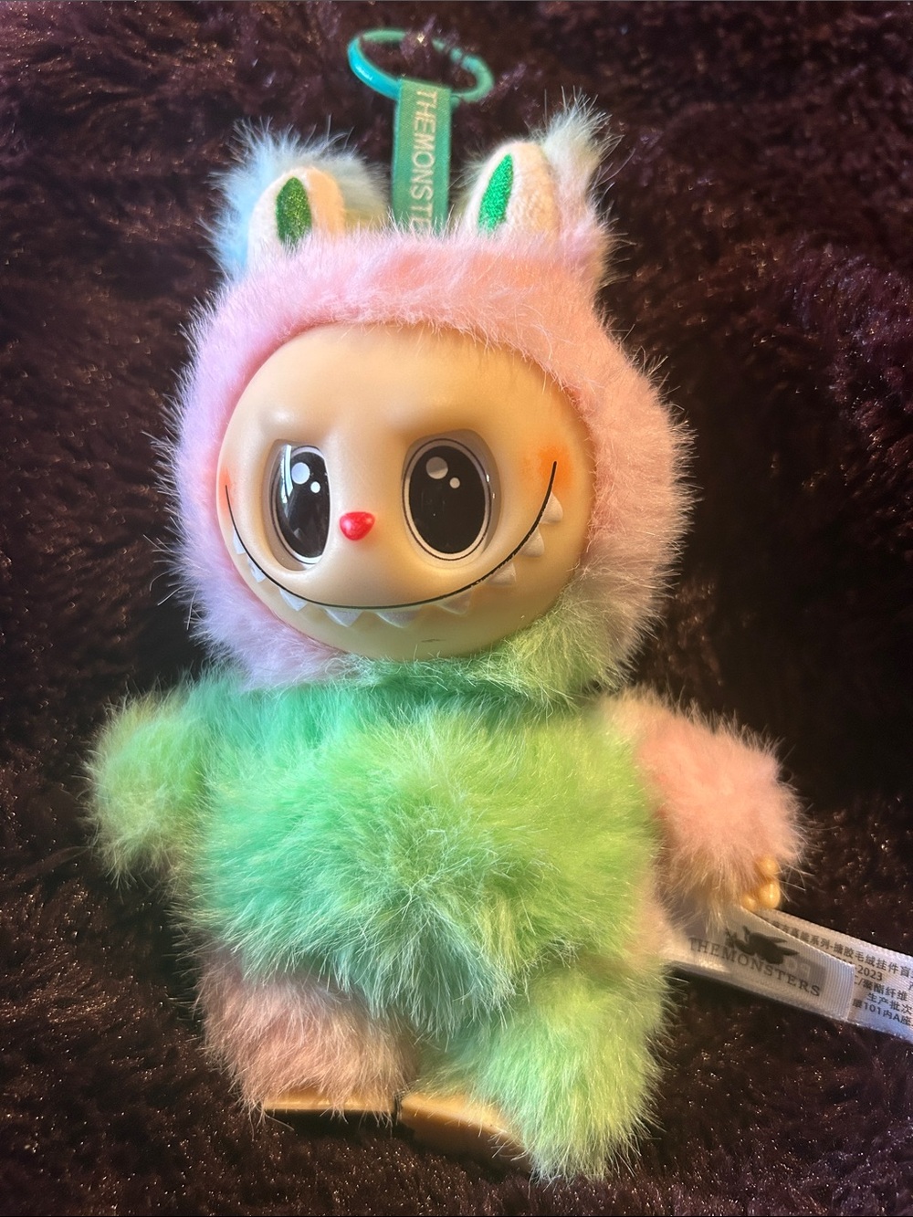 Pop Mart-The Monsters. Labubu Rainbow Plush